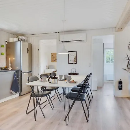 Corina - 100m From The Sea In Ne Jutland By Interhome Holiday home
